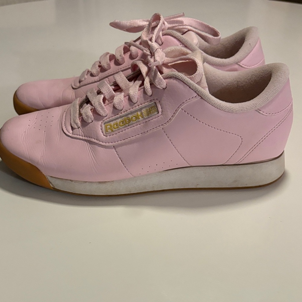 Reebok Women's Light Pink Sneakers